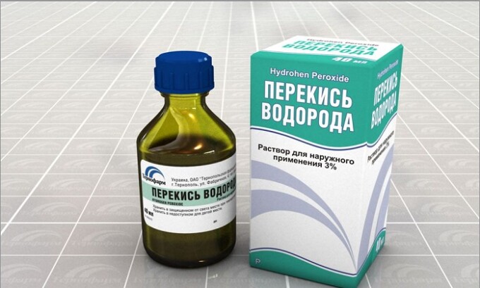 Обрабатывать воспаленные вены нужно каждый день перекисью водорода