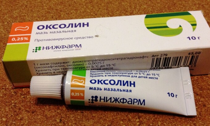 Оксолин обладает активностью против вирусной инфекции, вызывающей грипп и герпес